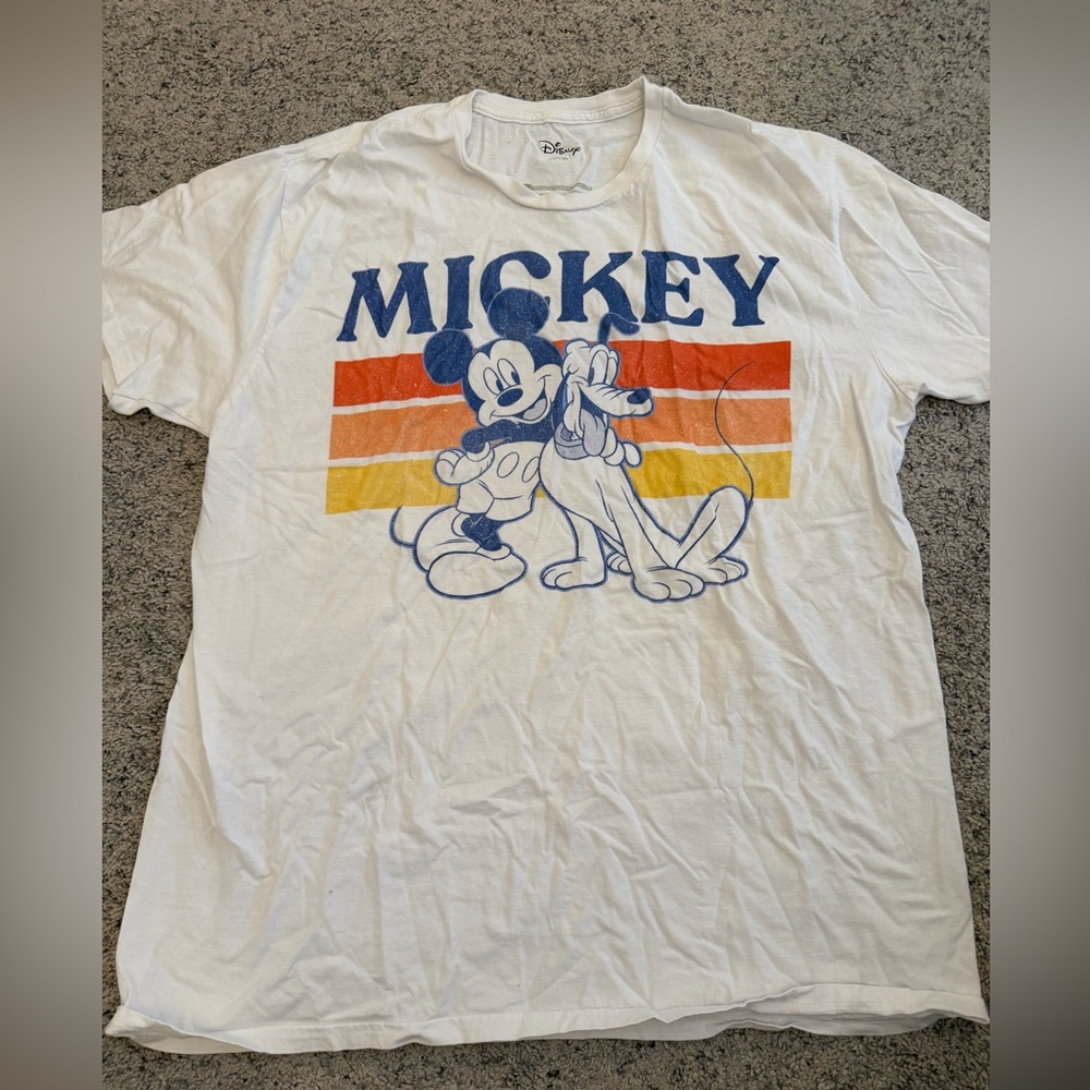 Disney Unisex White Tee with Mickey Mouse and Goofy